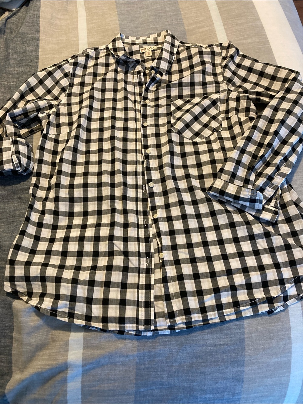 Merona Black and White Plaid Button-Down Shirt